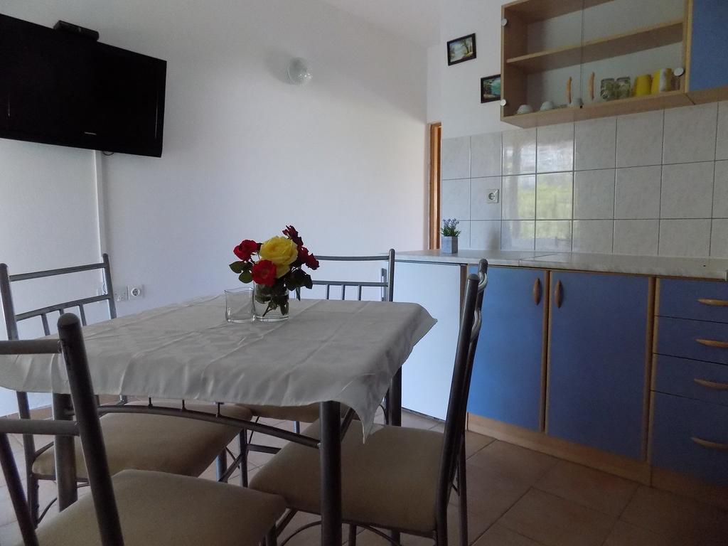 Apartment Lopar 15 ภายนอก รูปภาพ